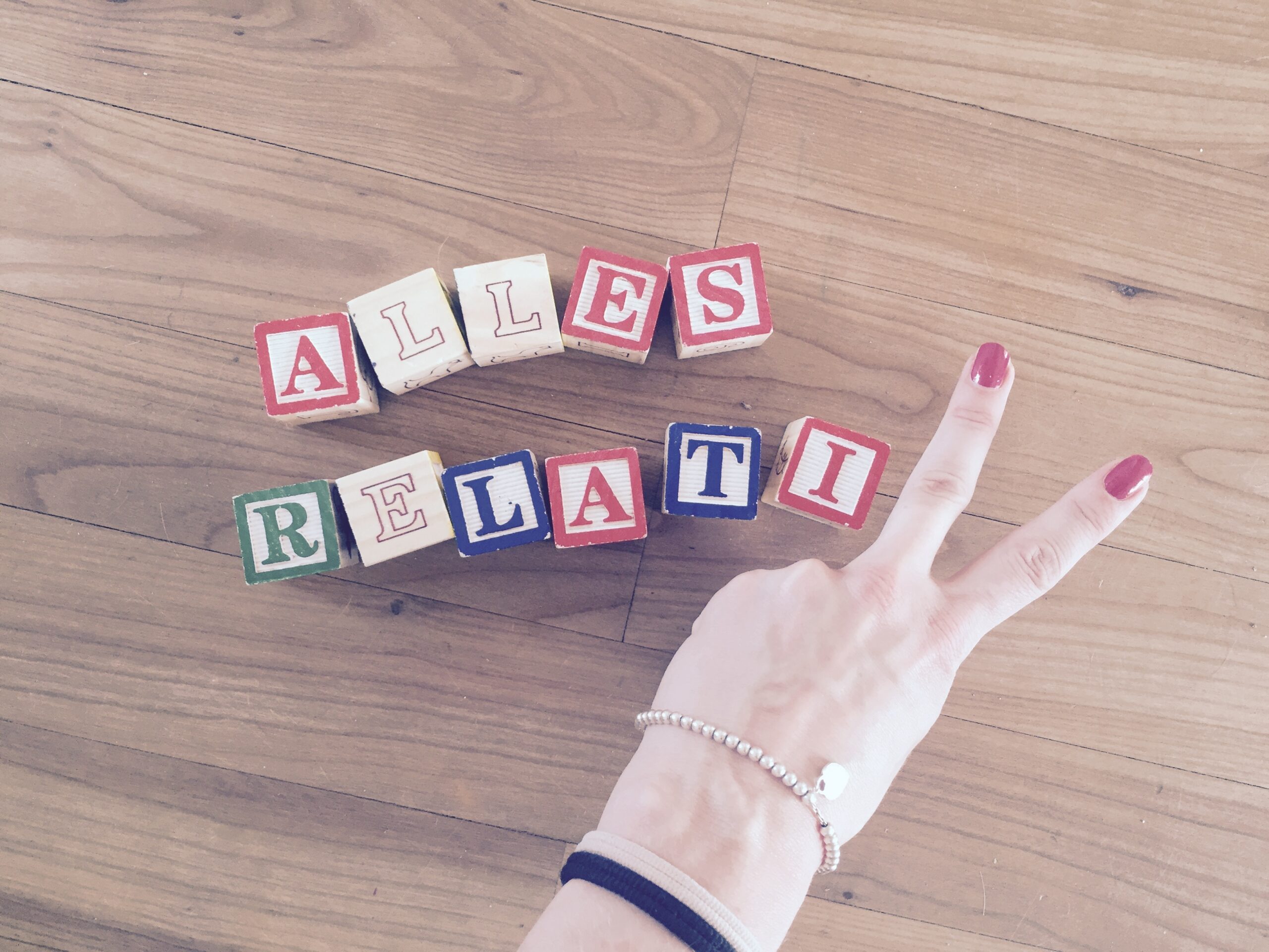 R wie Relativierungstheorie beim ABC von Mummy Mag