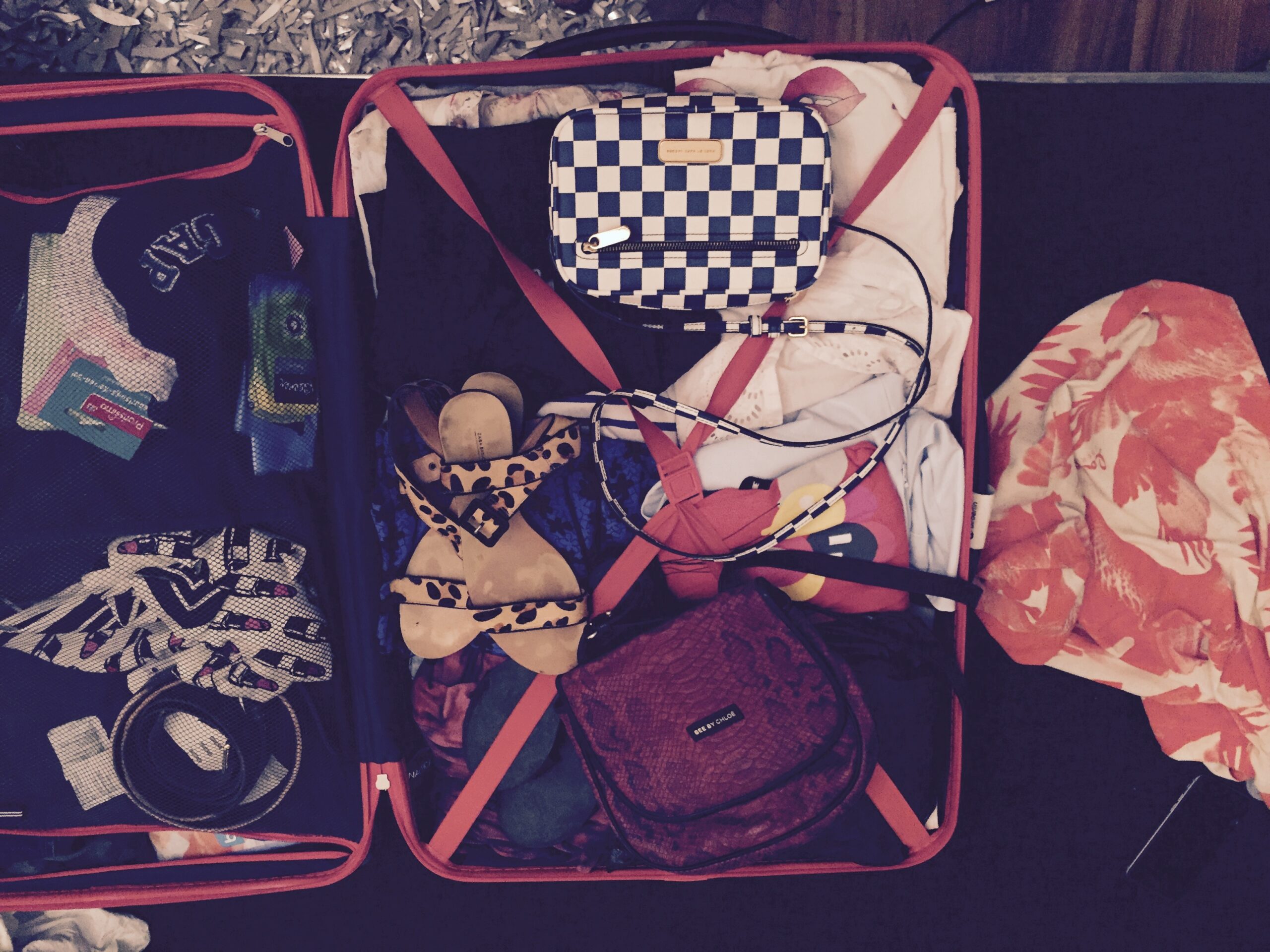 ich packe meinen Koffer für travel with kids bei Mummy Mag